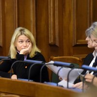 Saeimas komisija par Glorijas Grevcovas kriminālvajāšanu lems janvāra sākumā