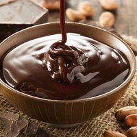 Vēl viens iemesls, lai ēstu šokolādi: zinātnieki pētījumā apstiprinājuši - šokolāde samazina insulta un infarkta risku