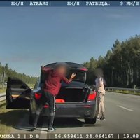Video: Spraiga pakaļdzīšanās uz Jelgavas šosejas – BMW vadītājs rupji pārkāpj noteikumus