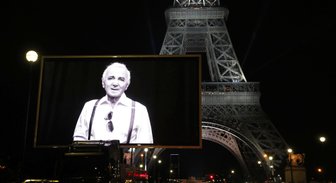 ФОТО: В Париже прощаются с Шарлем Азнавуром