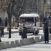 Terorista pašnāvnieka sarīkotā sprādzienā Kabulā bojā gājuši vismaz 20 cilvēki