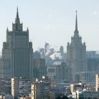 Krievijas ĀM: prezidenta Bērziņa izteikumi par leģionāriem neveicina labas attiecības ar Maskavu