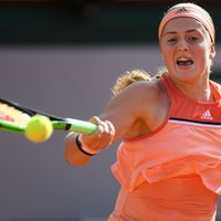 Ostapenko Īstbornas WTA 'Premier' turnīru iesāk ar uzvaru pār igaunieti Kanepi