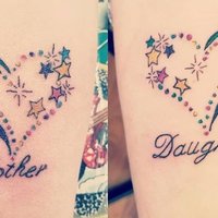 ФОТО. Дочки-матери: 10 идей для одинаковых татуировок
