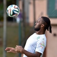 Drogbā beidz karjeru Kotdivuāras futbola izlasē