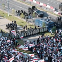Не только резиновые пули: что применяют для разгона протестов в Беларуси