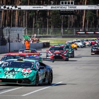 'Flash Racing Latvia' izcīna ilgi gaidītu uzvaru Ziemeļeiropas sešu stundu izturības braucienā