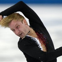 Плющенко стартовал в Сочи с личного рекорда, Россия захватила лидeрство