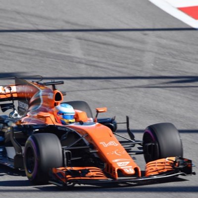 Spānijas policija Alonso izstāšanos no Krievijas 'Grand Prix' izmanto reklāmas nolūkos
