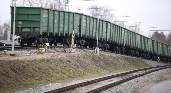 На рижской станции Шкиротава сошли с рельсов вагоны с российским зерном