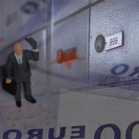 Riskanto klientu izmēšana no Latvijas nerezidentu bankām: kas paveikts