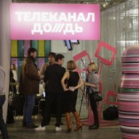 Par reklāmu translēšanu Ukraina aizliedz Krievijas telekanāla 'Doždj' pārraidīšanu valstī