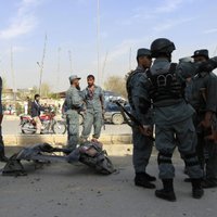 Kabulā sarīkots spridzinātāja pašnāvnieka uzbrukums franču restorānam