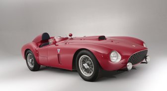 60 gadus vecs 'Ferrari' par 13 miljoniem eiro