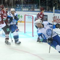 Paziņoti KHL sezonas pirmās nedēļas labākie spēlētāji