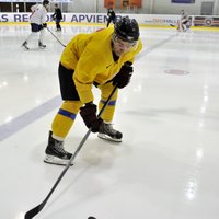 Latvijas hokeja izlase ar dažiem līderiem sāk gatavošanos PČ