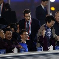 Putins flirtējis ar Ķīnas pirmo lēdiju