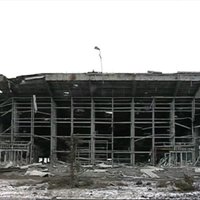 Video: Kaujinieki izrāda sagrauto Doņeckas lidostu