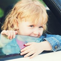 Треть родителей не пристегивают своих детей в автомобиле