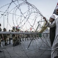 Pēc traģiskās apšaudes Ēģiptes islāmisti aicina uz sacelšanos pret armiju