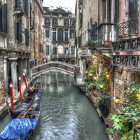 Foto: Kā izskatītos Venēcija, ja tās kanāli pilnībā aizsaltu