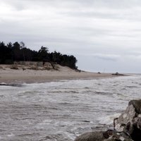 Балтийское море наступает: сильная эрозия разрушает форт в Каросте