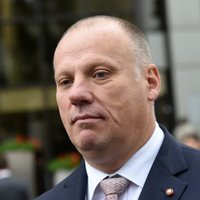 Министр обороны Латвии отправился с визитом в Канаду