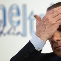 Берлускони будет выплачивать жене 6 млн евро в месяц
