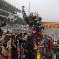 Fetels ar sesto vietu Brazīlijas GP izcīna savu trešo F1 čempiona titulu