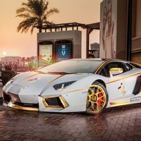 Apzeltīts 'Lamborghini' speciāli arābu uzņēmējam