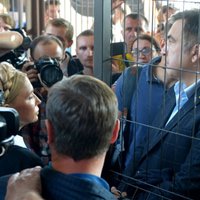 Саакашвили прорвался через границу Украины с толпой сторонников
