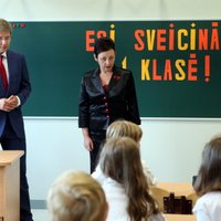 Ušakova rīkojums 'izķert' rupjības skolās: Direktori pārsteigti un skeptiski