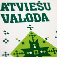 Uz Latviju pārvietotie patvēruma meklētāji iemācījušies latviski pastāstīt par sevi