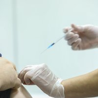 В первый день массовой вакцинации привито более 2800 человек