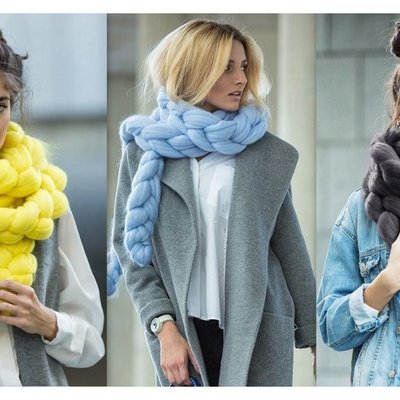 Легко сделать самой: стильный и теплый шарф крупной вязки