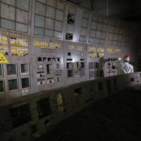 Uzsprāgušajā Černobiļas reaktorā briest jaunas problēmas