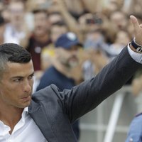 "Ювентус" заработал 6,5 миллиона евро на футболках Криштиану Роналду