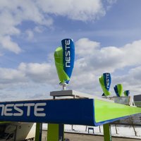 ФОТО: На автозаправке Neste установлены вертикальные ветрогенераторы