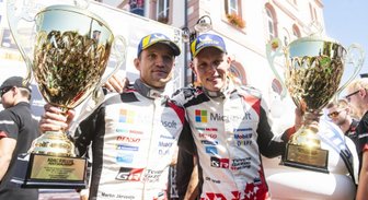 Igaunis Ots Tanaks saņem WRC gada labākā pilota balvu