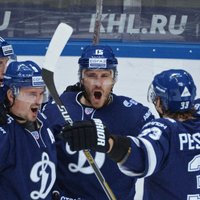 Video: Karsumam skaists vārtu guvums KHL spēlē