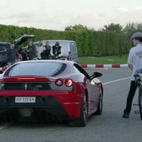 Video: Velosipēds, kas ir ātrāks par 'Ferrari'