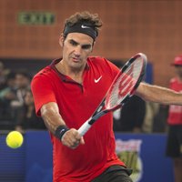Federera un Samprasa komanda uzvar pirmajā tenisa premjerlīgas turnīrā