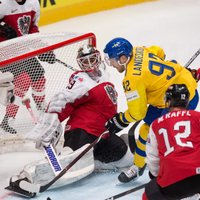 Deviņi zviedri gūst vārtus spēlē pret Austriju