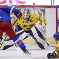 ВИДЕО: Россия в воротах с Бобровским засушила шведов и ждет Дацюка