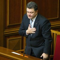 Ukraina pasludinās vienpusēju uguns pārtraukšanu, paziņo Porošenko (15:47)
