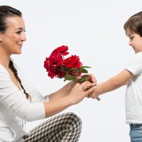 Kā audzināt dēlu bez tēva: 13 svarīgi noteikumi vientuļajām mammām