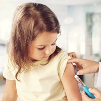 Прививка как страховой полис: в Латвии появилась новая вакцина от рака