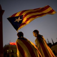 Katalonijas neatkarība: Spānija pārņem kontroli Katalonijas valdībā