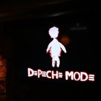 ФОТО: В Риге открылся бар имени группы Depeche Mode