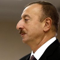 Президент Азербайджана приказал демобилизовать всех солдат, призванных на войну в Карабахе